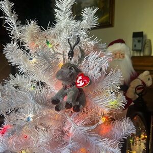 🩶 Ty Inc Beanie Babies Frozen 2
Disney Sven With Clip NWT
